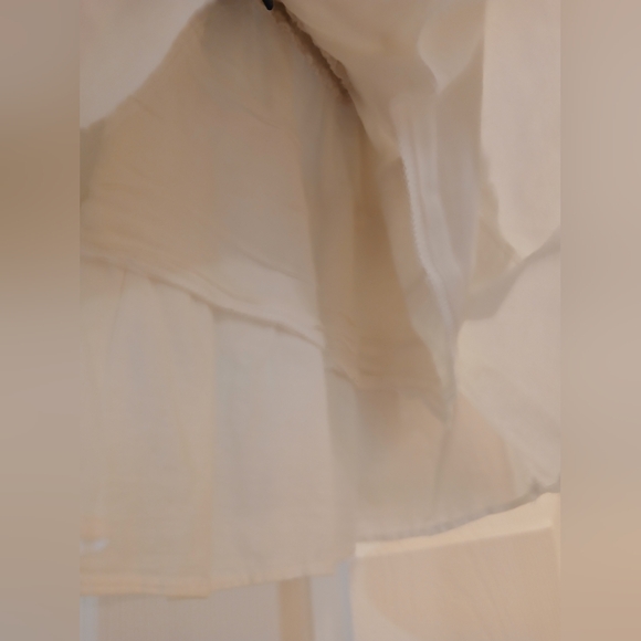 Boho Rue 21, White eyelet Skirt with Belt Size L Jrs Gently used y2k - Picture 6 of 7